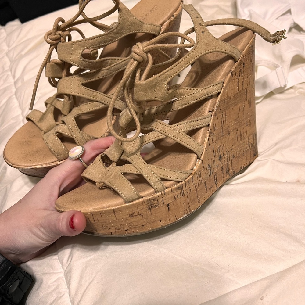 Shoes - Picture 3 of 6